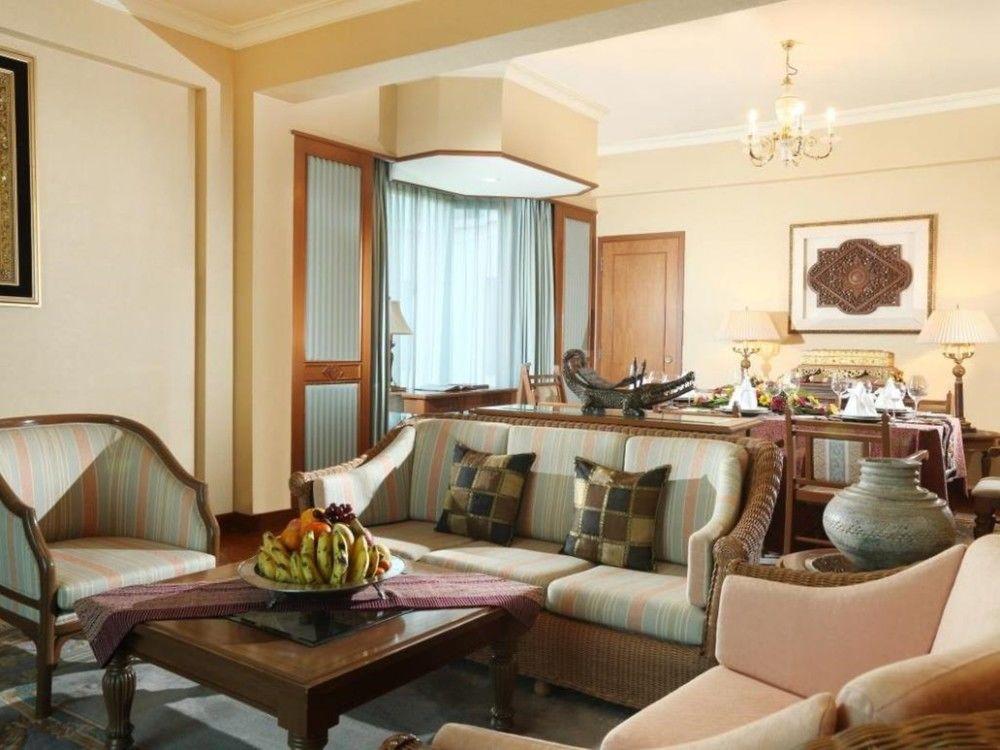 Отель Hilton Мандалай Экстерьер фото